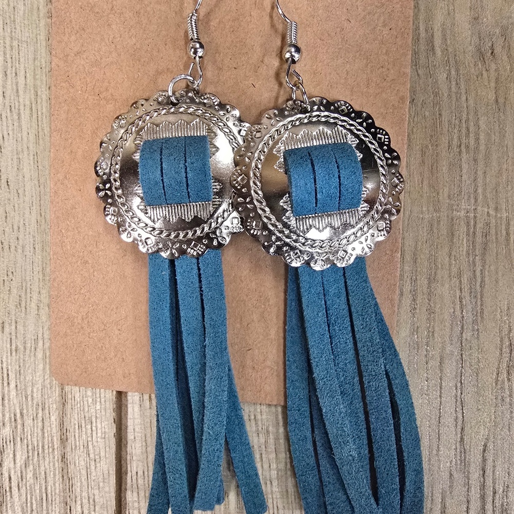 Western Conch Earrings